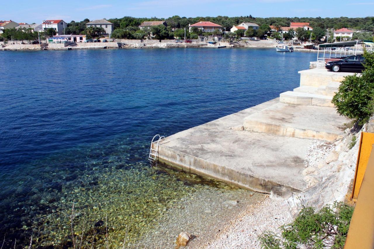 Apartments By The Sea Lun, Pag - 19358 伦 外观 照片